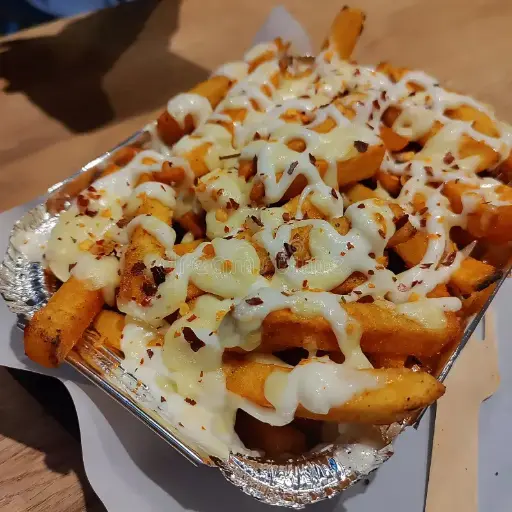 peri peri cheese fries